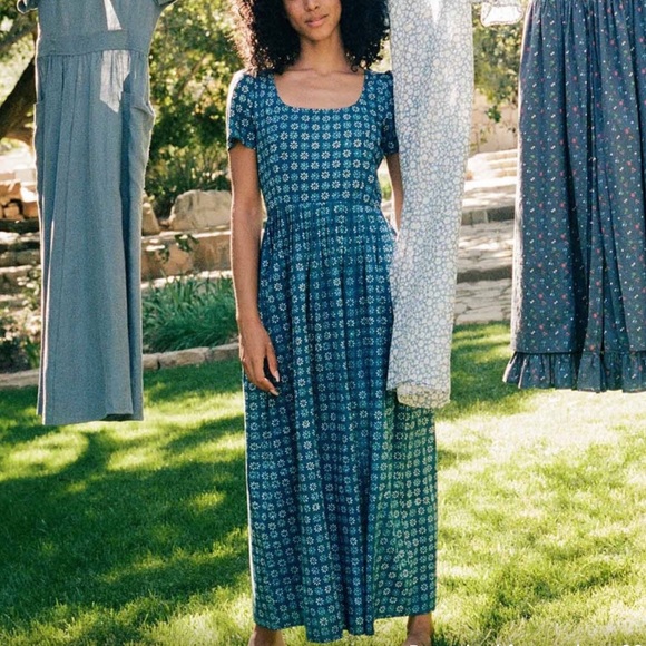 Christy Dawn Scarlet Dress in Indigo Daisy (petite small) - Picture 2 of 10